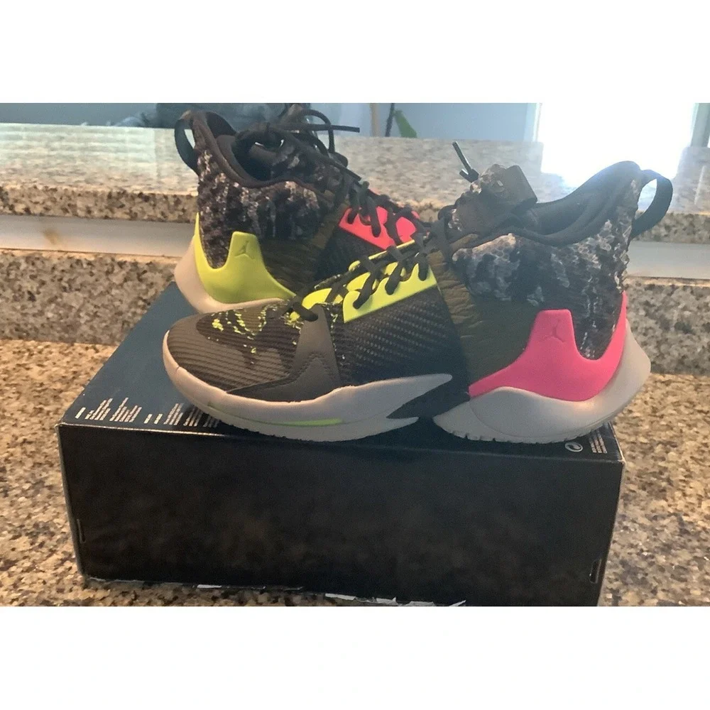 Jordan Why Not Zero.2 Do W Half Box. Great Condition Size 9.5